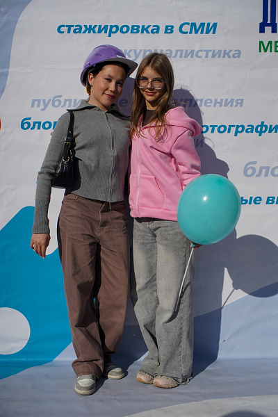 Воспитанницы МедиаШколы на Дне Горняка в Кировске, фото №3